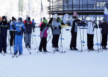 Planica je udeležence šolskega maratona nagradila s pravimi zimskimi razmerami