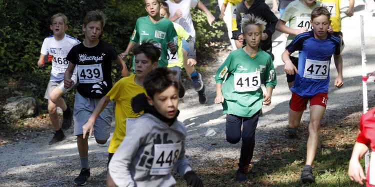 Gorski tek – DP za OŠ in SŠ – FOTOGALERIJA in REZULTATI