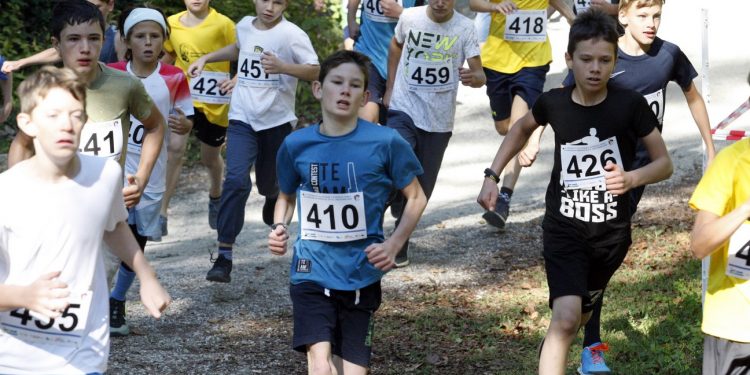 Gorski tek – DP za OŠ in SŠ – FOTOGALERIJA in REZULTATI