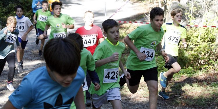 Gorski tek – DP za OŠ in SŠ – FOTOGALERIJA in REZULTATI