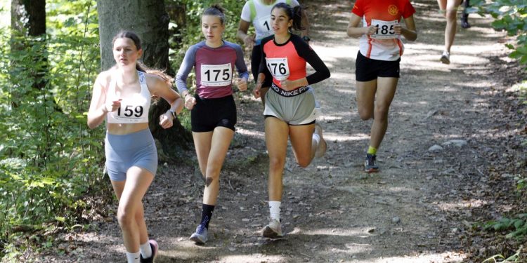 Gorski tek – DP za OŠ in SŠ – FOTOGALERIJA in REZULTATI