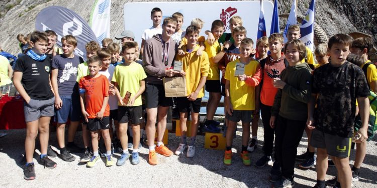 Gorski tek – DP za OŠ in SŠ – FOTOGALERIJA in REZULTATI