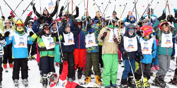 Šolar na smuči 2023 – Alpski del – PRIJAVE ZAKLJUČENE