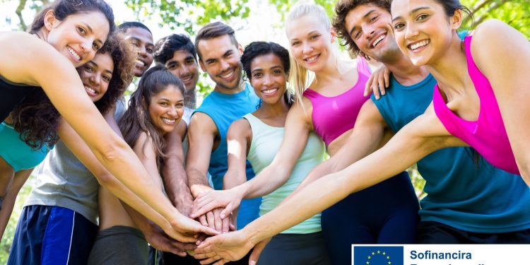 Za inovativne gibalne programe srednješolcev skoraj 4,5 milijona evrov