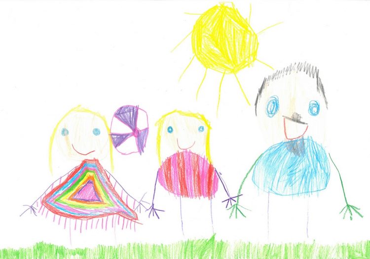 Mali sončki se igrajo z žogo – likovni natečaj