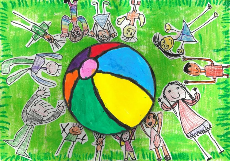 Mali sončki se igrajo z žogo – likovni natečaj